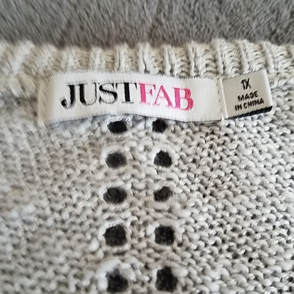 Justfab grey sweater - Picture 3 of 3